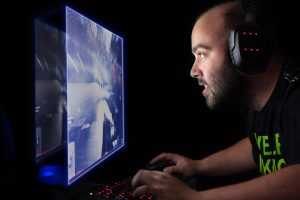 program do gry w Tibię tibialyzer ułatwienia w grze Tibia